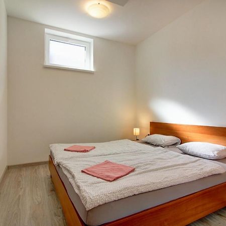 Apartments Novy Zivot エクステリア 写真